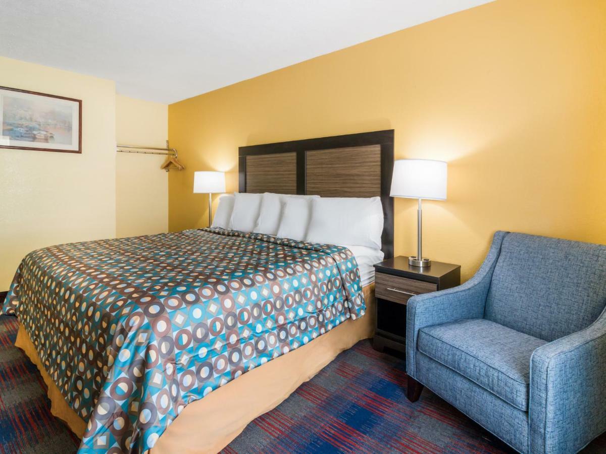 Americas Best Value Inn - Клейтон Экстерьер фото